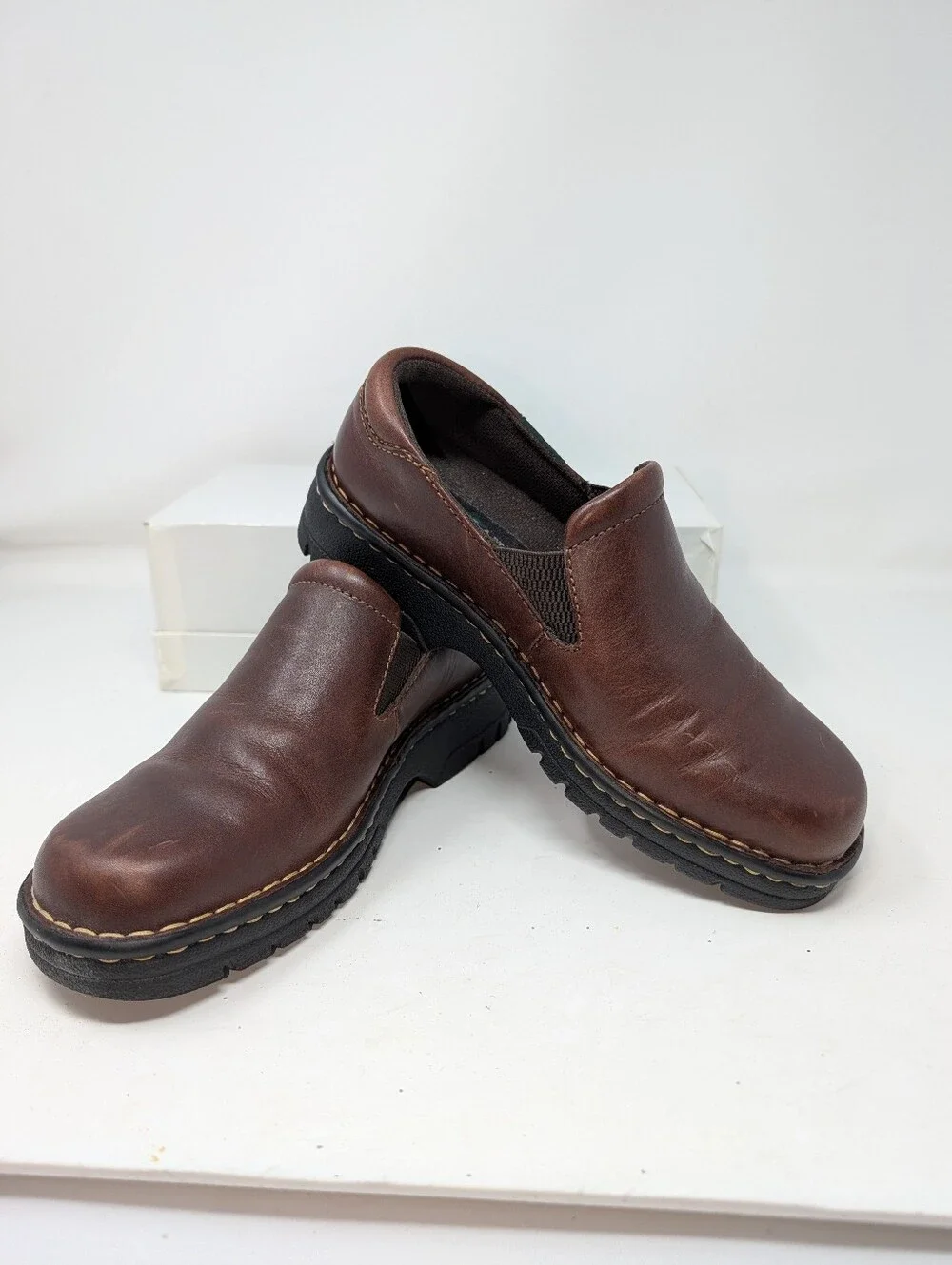 Eastland Women's Newport 3180 Size 10.5 W  Brown Leather Slip On Casual Loafers